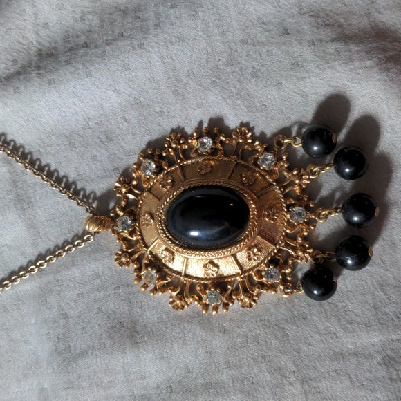 Funky 1970s Celebrity Gems Medallion Pendant Necklace Gothic Vintage Chunky - Picture 7 of 8